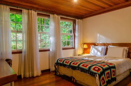 Hotel Pousada Arcádia Mineira Отели в г. Ору-Прету