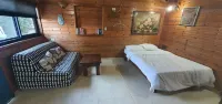 The Lake House - Homestays