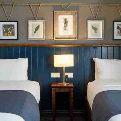 Kings Head by Chef & Brewer Collection Rooms