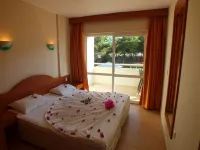Tuntas Family Suites Kusadasi Hotels in Kadınlar Denizi Mahallesi