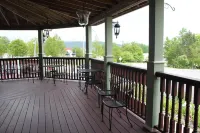 Lynwood Inn Hotels in Baddeck