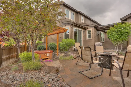 Vantage Point 3 Bedroom Townhouse by RedAwning - Bungalows