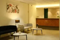 Sunstone Suites Hotels near Shri Sharada Devi Mandir, Turambav