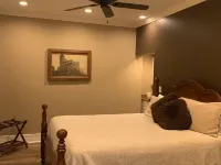 Historic Kahn Hotel Hotels in Jefferson