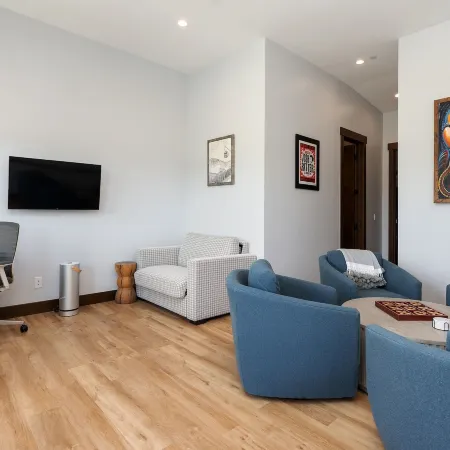 Hay Meadow Lodge 3 Bedroom Townhouse by RedAwning