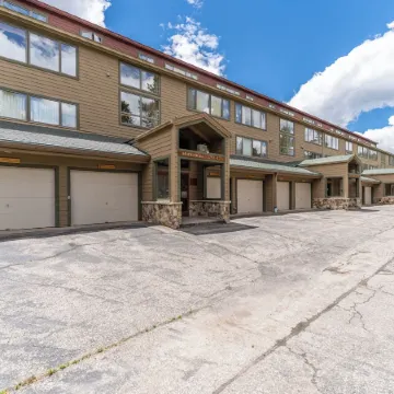 Montezuma Condos 1754