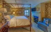 Golden Plough Inn Hotels in Doylestown