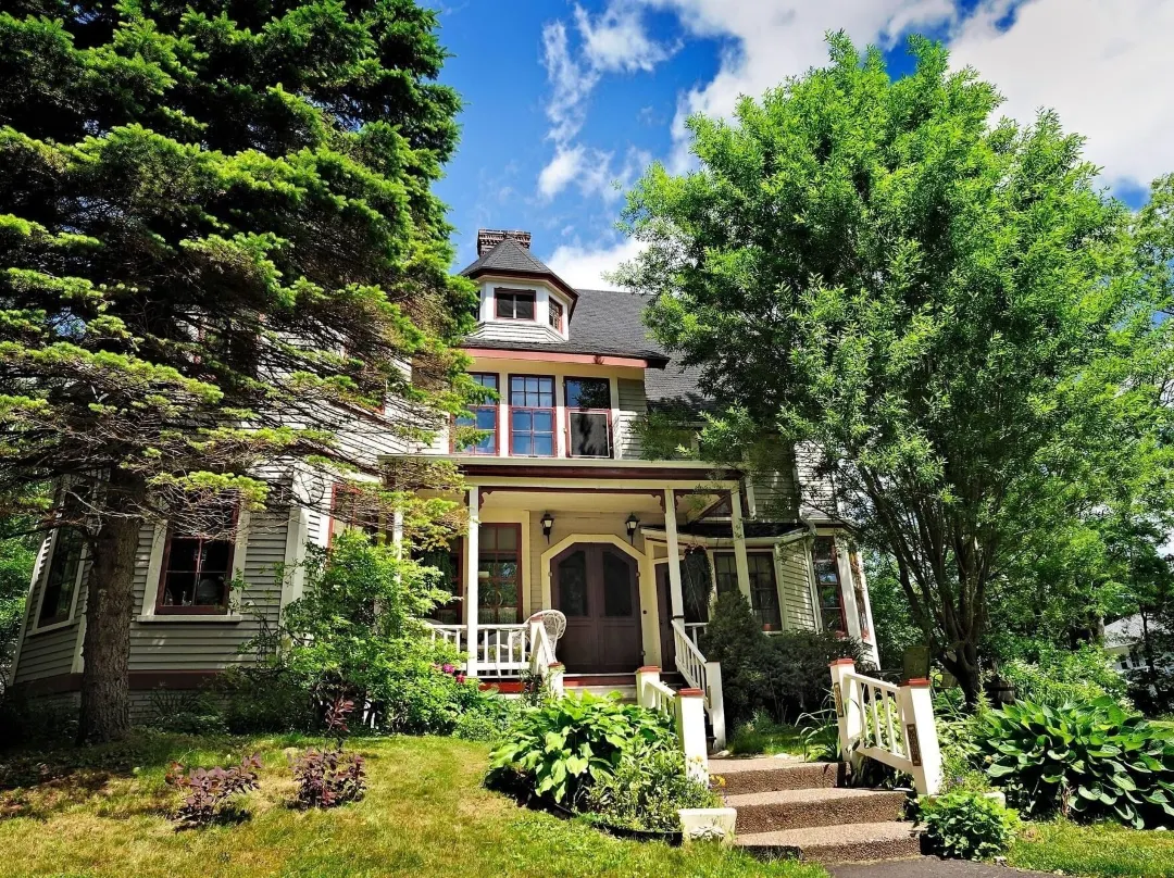 The Elmwood Heritage Inn - Charlottetown