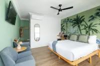 Tessa's on the Beach Hotels in Tugun