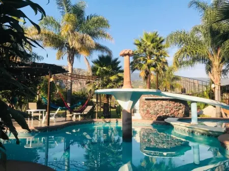 Calli Hotel Tepoztlán Отели рядом с достопримечательностью «Ex Convento Dominico de la Natividad»