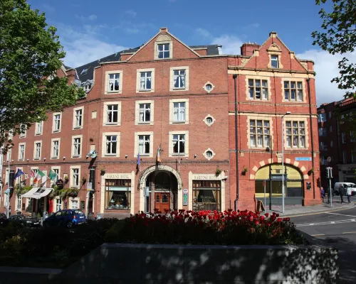 Harding Hotel Hotels near Jameson Distillery Bow St.