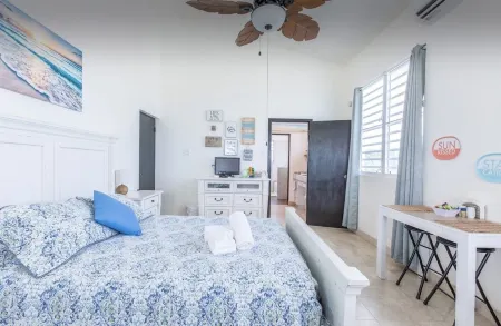 Coastal Views 5 minutes to the beach