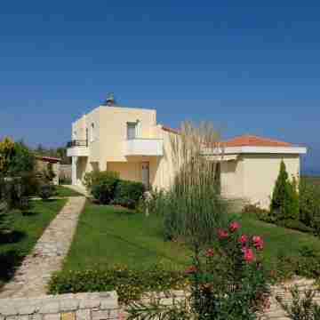 BREATHTAKING VIEW  HOME NEAR BEACH- WITH WII-FI AND PRIVATE POOL Hotel Exterior