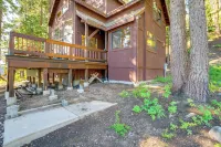 Deck w/ Mountain Views: Cabin in Bear Valley! - Homestays