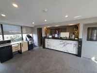 White Knight Motel