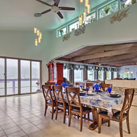 Waterfront House w/ Glacial Views - Near Downtown!