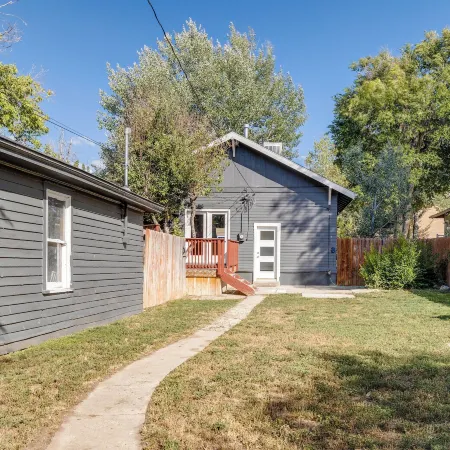 Near Downtown: Spacious Casper Getaway w/ Deck