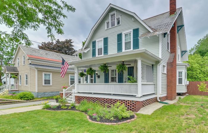 Family-Friendly Glens Falls Home w/ Sun Porch