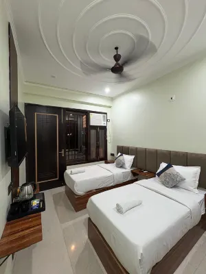 Radiant Blu Hotels Sector 70 Hotels near PEACEFUL LIBRARY(NOIDA EXTENSION,NEAR GAUR CITY, CROSSING REPUBLIC, SHAHBERI PULIA, EK MURTI))