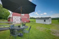 Springvale Farm Freedom Home with Hiking Trail! - 3-Star