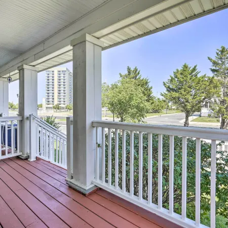 1 Mi to Beach and Casinos Home in Atlantic City!