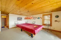 Smoky Mountain Vacation Rental w/ Large Deck! - 3-stjärniga