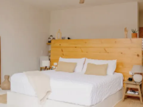 CASA BLANCO MADERA Hoteles en Todos Santos
