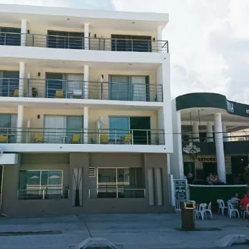 Hotel & Suites Domani