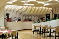 Jr Hotels Gigli Firenze Hotels in Campi Bisenzio