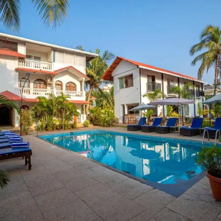 La Vaiencia Beach Resort, Morjim Beach