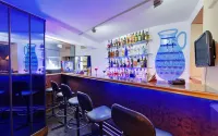 Ambassador Pallava - bar