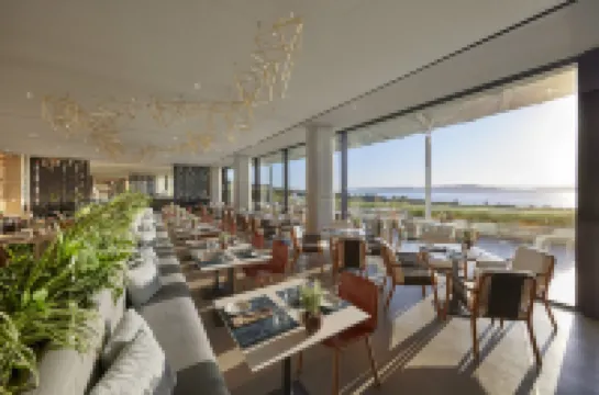 Mandarin Oriental, Costa Navarino Hoteles en Pylos