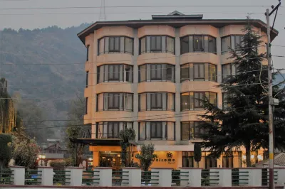 Welcome Hotel at Srinagar Hotels in Dal Lake