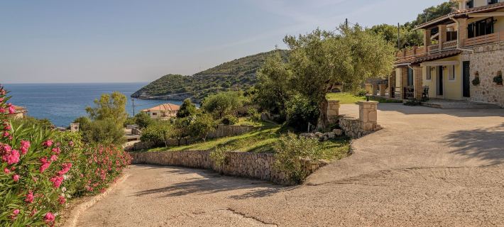 Villa Mare Studios Hotels in Elation