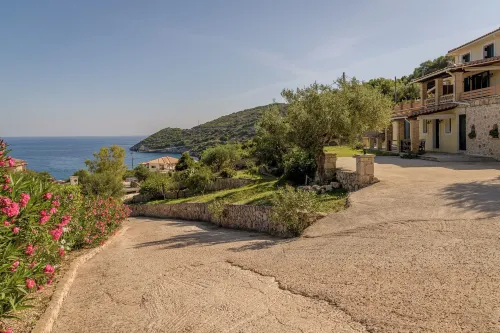 Villa Mare Studios Hotels in Elation
