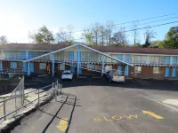 Boone Trail Inn Hotels in Middlesboro