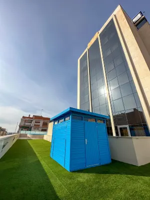 Turia Granada Hotels near Granada railway station