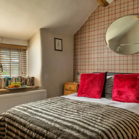 Wye Head Cottage Hotels in Buxton