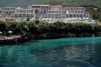 Ionian Blue Bungalows and Spa Resort فنادق في Paleros