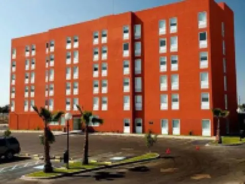 โรงแรมเทคโนโลจิโก้ นอร์เท โรงแรมในชีวาวา