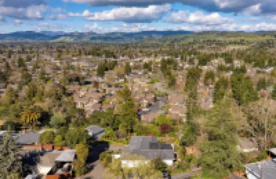 Modern Sonoma Stay w/ Spacious Deck, Views & Prime Location Bennett