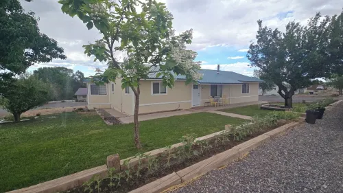 Family Hot Tub Retreat & Starlink!