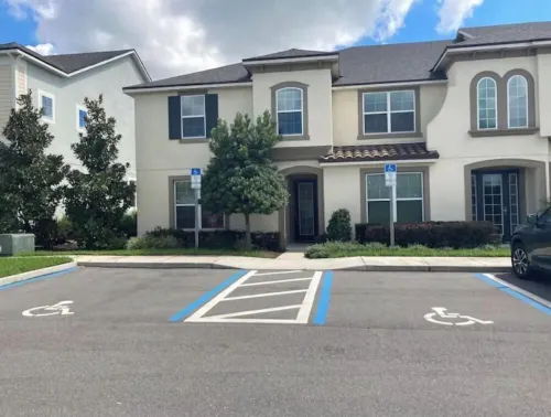 Luxurious 5BR Solara Pool Townhome for 12 by Theme Parks Across from Clubhouse