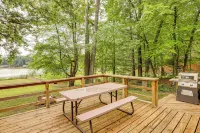 Lakefront Home w/ Deck: Central Michigan Escape! - 2-Star