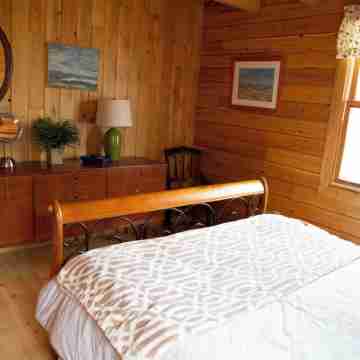 Charming 2-bedroom Cabin with WiFi, AC in amazing Bar Harbor Rooms