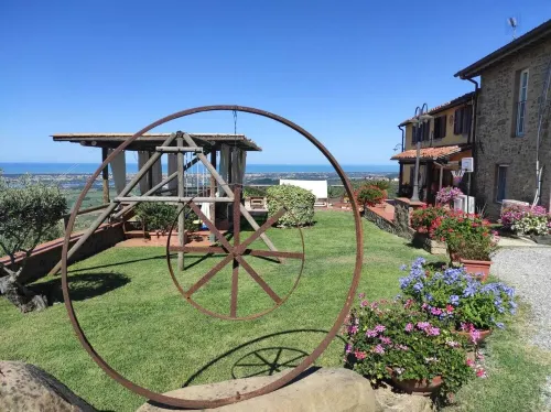 Tuscan Farmhouse with Coastal Views, New Air Conditioning and Car Recharge