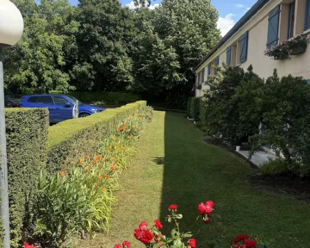 キリヤード エペルネー エペルネーのホテル