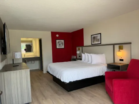 Ramada by Wyndham Lumberton NC North Hotels in Lumberton