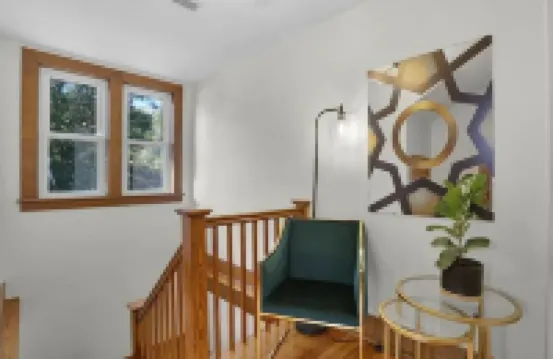 Vitality Retreat - 1 block from DT/riverfront/shops/bars 華盛頓酒店