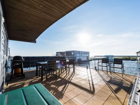 Seaside Serenity in Hvide Sande-by Traum Отели в г. Hvide Sande